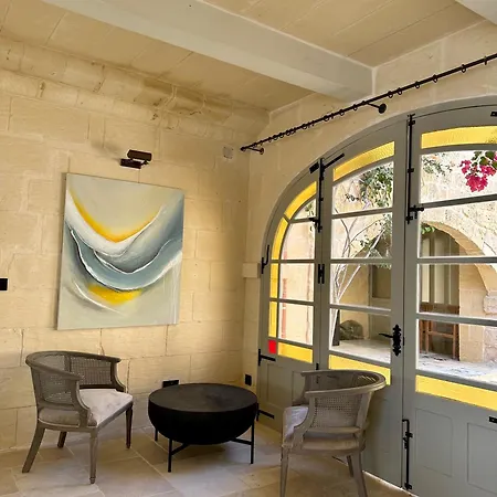 Hive Villa San Lawrenz