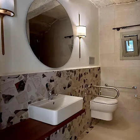 Hive Villa